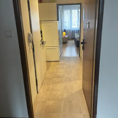 Agnes - Romance In Ii. Apartamento